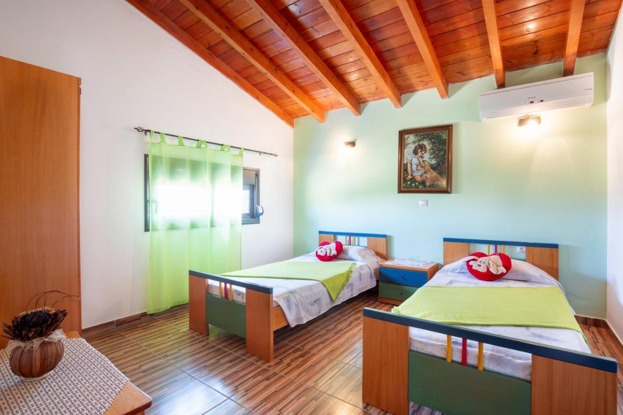 Stergios Villa
